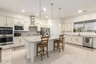 3010 E Desert Ln, Phoenix, AZ 85042 - Photo 10