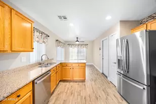 16154 W Cottonwood St, Surprise, AZ 85374 - Photo 10