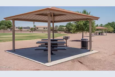 16154 W Cottonwood Street, Surprise, AZ 85374 - Photo 34