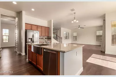 8539 W Midway Avenue, Glendale, AZ 85305 - Photo 8