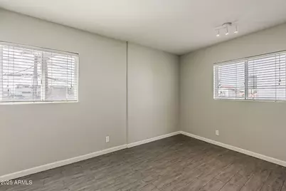 531 E Roanoke Avenue #D, Phoenix, AZ 85004 - Photo 12