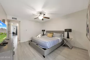 7625 E Camelback Rd, Scottsdale, AZ 85251 - Photo 36