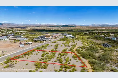 661 Skyline Boulevard #44, Clarkdale, AZ 86324 - Photo 1