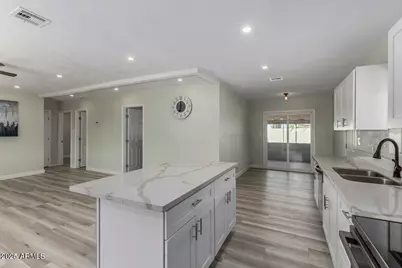 2215 N 21st Street, Phoenix, AZ 85006 - Photo 6