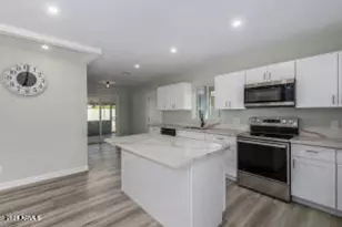 2215 N 21st St, Phoenix, AZ 85006 - Photo 4