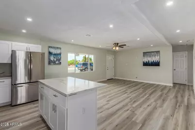 2215 N 21st Street, Phoenix, AZ 85006 - Photo 8