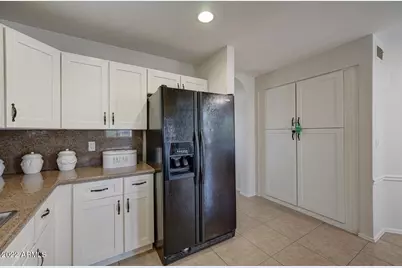 517 S Marina Drive, Gilbert, AZ 85233 - Photo 32