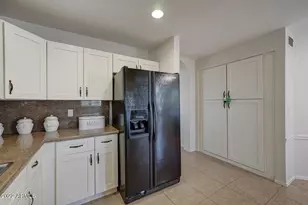 517 S Marina Dr, Gilbert, AZ 85233 - Photo 32