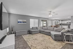 2027 E Parkside Ln, Phoenix, AZ 85024 - Photo 20