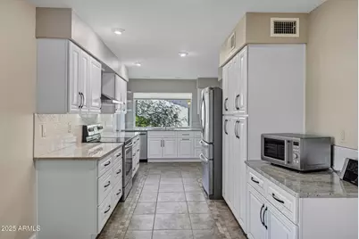 11639 S Jokake Street, Phoenix, AZ 85044 - Photo 8