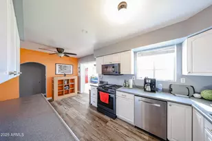 2037 W State Ave, Phoenix, AZ 85021 - Photo 4