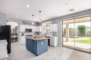 14157 W Desert Hills Dr, Surprise, AZ 85379 - Photo 12