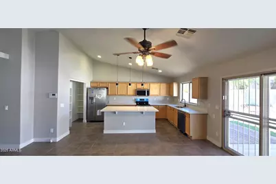 13354 W Cottonwood Street, Surprise, AZ 85374 - Photo 14
