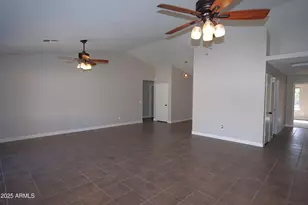13354 W Cottonwood St, Surprise, AZ 85374 - Photo 10