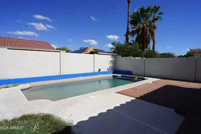 13354 W Cottonwood Street, Surprise, AZ 85374 - Photo 34