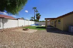 13354 W Cottonwood St, Surprise, AZ 85374 - Photo 32
