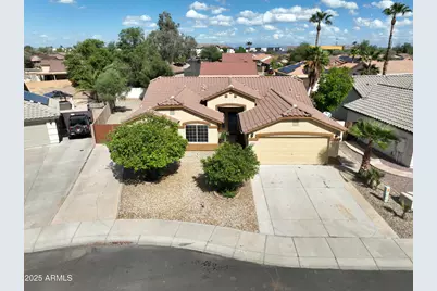 13354 W Cottonwood Street, Surprise, AZ 85374 - Photo 4