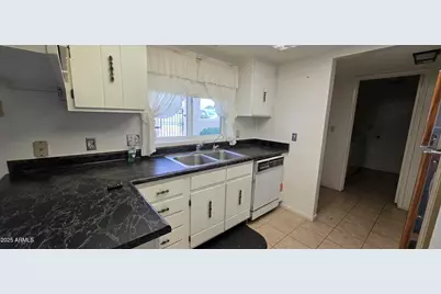 302 N Sage Street, Pearce, AZ 85625 - Photo 6