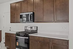 17194 W Blue Sky Dr, Surprise, AZ 85387 - Photo 10