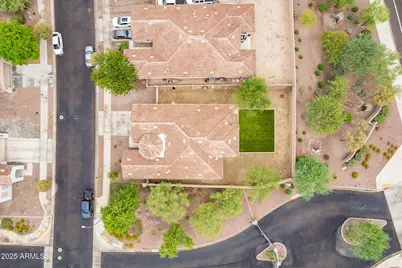 8987 W Seldon Lane, Peoria, AZ 85345 - Photo 38