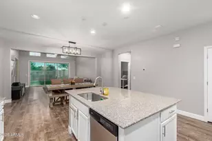 8987 W Seldon Ln, Peoria, AZ 85345 - Photo 14