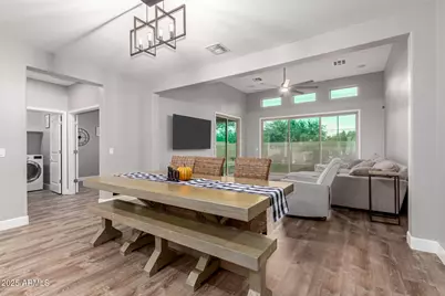 8987 W Seldon Lane, Peoria, AZ 85345 - Photo 4