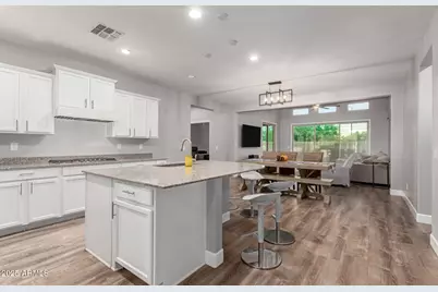 8987 W Seldon Lane, Peoria, AZ 85345 - Photo 10