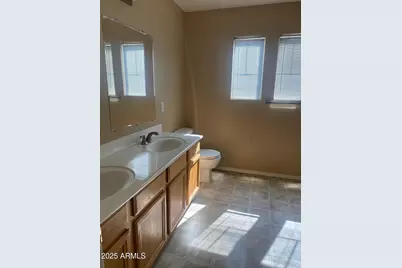 12190 W Belmont Drive, Avondale, AZ 85323 - Photo 8