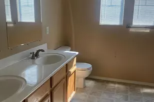 12190 W Belmont Dr, Avondale, AZ 85323 - Photo 8