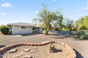 10902 W Brookside Dr, Sun City, AZ 85351 - Photo 32