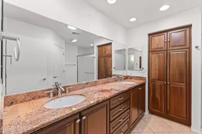 10902 W Brookside Drive, Sun City, AZ 85351 - Photo 18