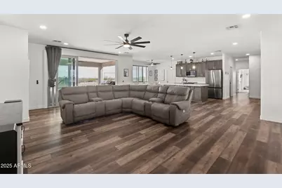 32011 N 225th Drive, Wittmann, AZ 85361 - Photo 12