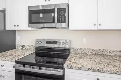 10582 W Buena Vista Drive, Arizona City, AZ 85123 - Photo 6