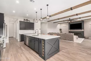 29068 N 136th Ln, Peoria, AZ 85383 - Photo 6