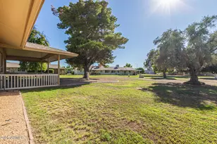 10607 W El Capitan Cir, Sun City, AZ 85351 - Photo 40