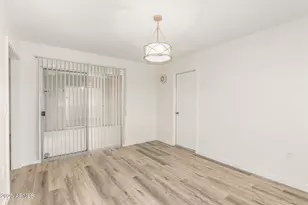 10607 W El Capitan Cir, Sun City, AZ 85351 - Photo 18