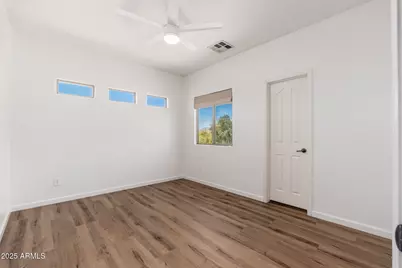 15659 W Meadowbrook Avenue, Goodyear, AZ 85395 - Photo 30