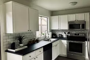 826 E Rossi Ct, San Tan Valley, AZ 85140 - Photo 8