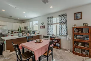 17237 W W Wind Dr, Surprise, AZ 85387 - Photo 20