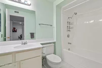 9414 W Greenway Road, Sun City, AZ 85351 - Photo 32