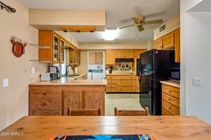 9414 W Greenway Rd, Sun City, AZ 85351 - Photo 12