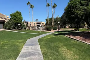 3825 E Camelback Rd, Phoenix, AZ 85018 - Photo 38