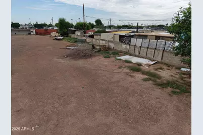 3776 Grand Avenue #1, Phoenix, AZ 85019 - Photo 6