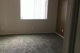 1015 S Val Vista Dr, Mesa, AZ 85204 - Photo 10