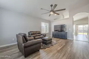 1173 E Betsy Ln, Gilbert, AZ 85296 - Photo 8