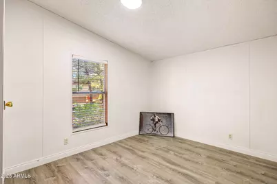 2064 Pinewood Drive, Overgaard, AZ 85933 - Photo 16