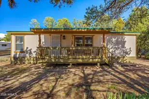 2064 Pinewood Dr, Overgaard, AZ 85933 - Photo 28