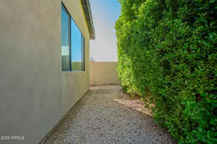 1136 E La Mirada Dr, Phoenix, AZ 85042 - Photo 46