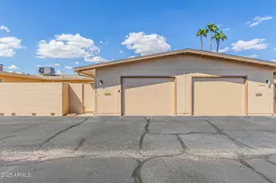 17217 N Del Webb Blvd, Sun City, AZ 85373 - Photo 18