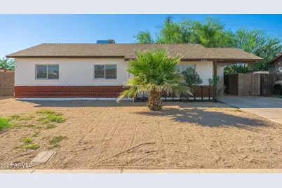 2815 W Banff Lane, Phoenix, AZ 85053 - Photo 1